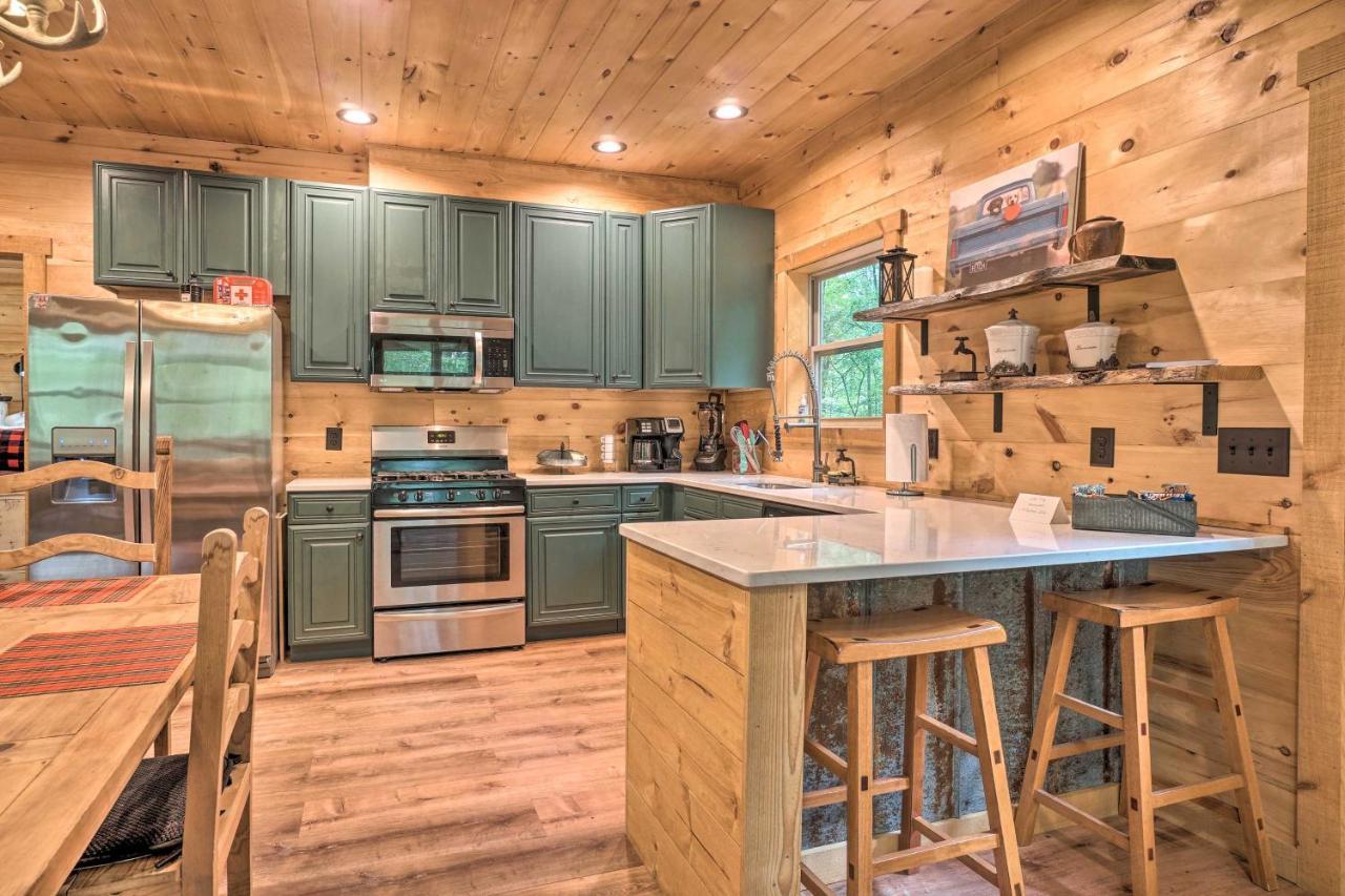 Peaceful Cabin On 3 Private Acres Deck And Fire Pit Blairsville Exteriör bild